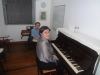 Carolina e o Professor Jorge - Aula de piano