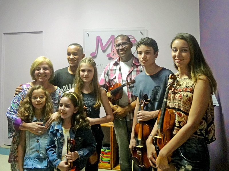 Sarau de Violino e Piano - Professora  Valéria.