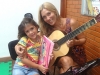 Professora Mariana e Luna