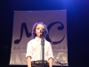 Davi cantando no Teatro Ziembinski