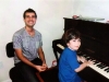 Aprender piano é um trabalho duro, mas muito compensador!