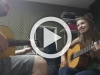 Nossa aluna se diverte com música na sua aula de violão! Arrasou!